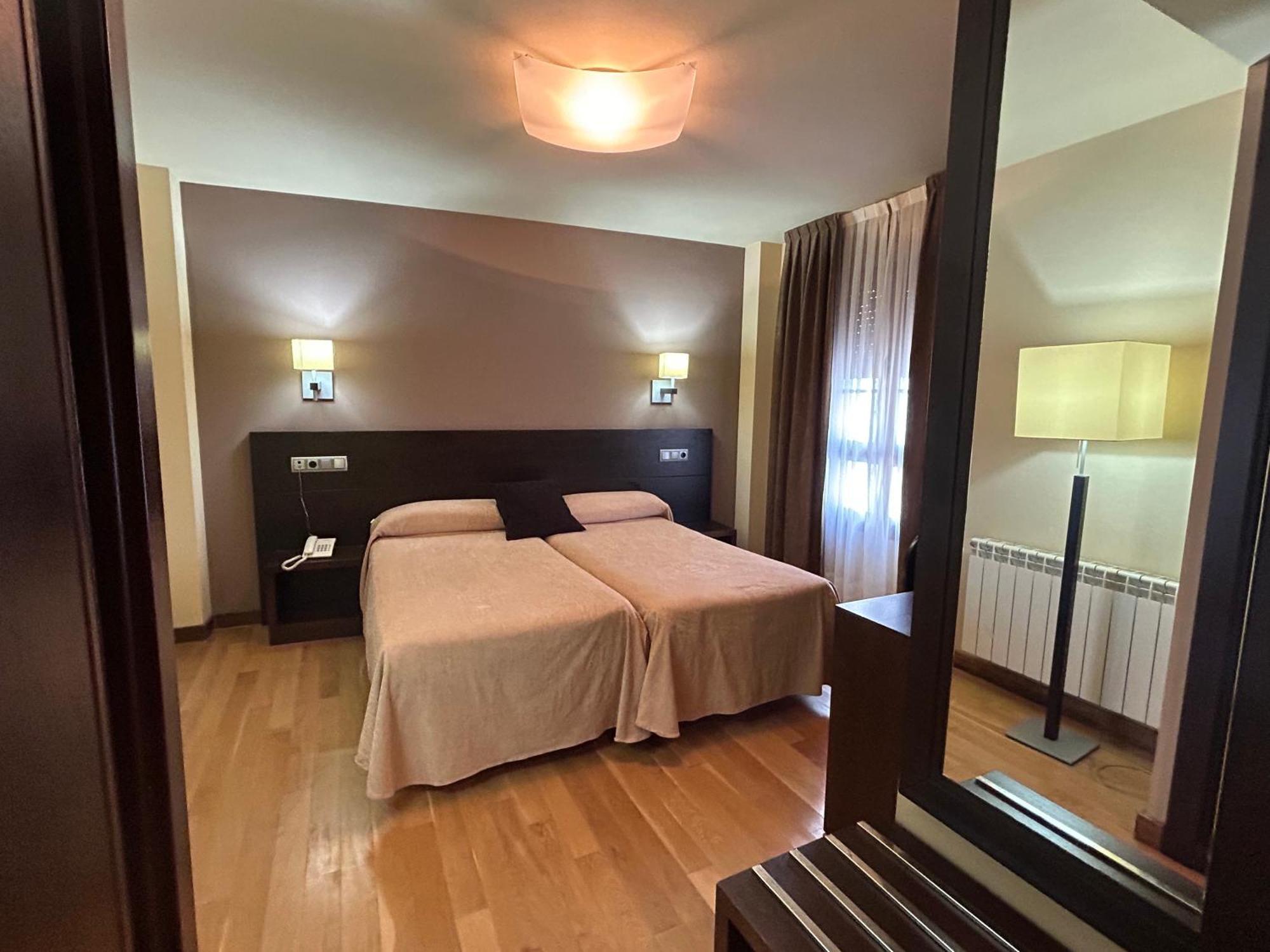 Hotel Baltico Луарка Екстер'єр фото